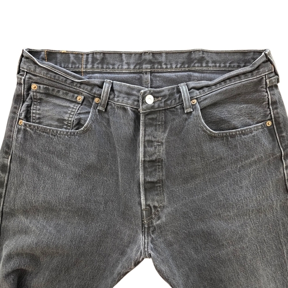 Levi’s 501 Button Fly Black Jeans 38x32 Made in Mexico | Vintage Straight Fit - Picture 4 of 12